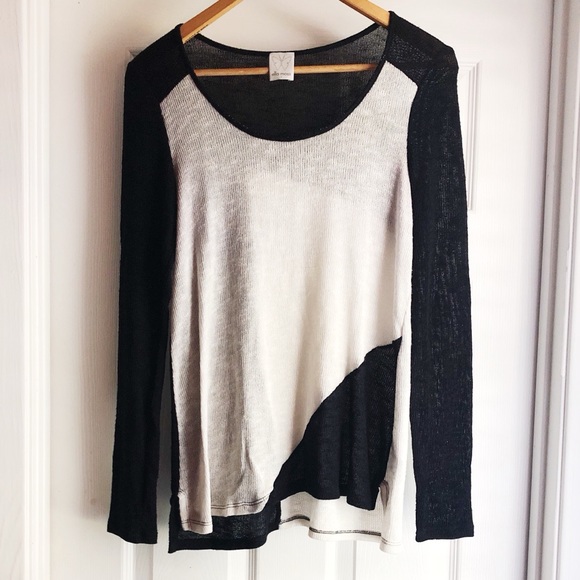 Ella Moss Tops - Ella Moss Color Block Black White Long Sleeve Top